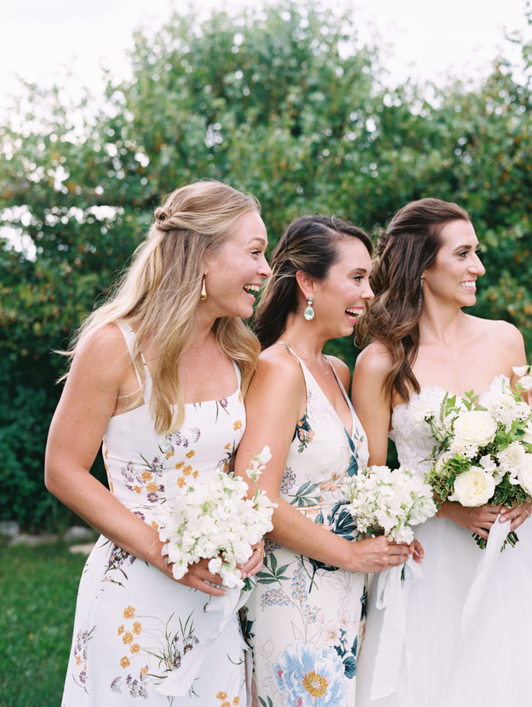A Minimal and Chic Montana Wedding | Rachael Ellen Events