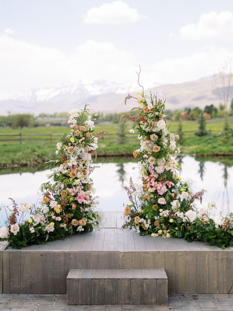 A Colorful River Bottoms Ranch Wedding